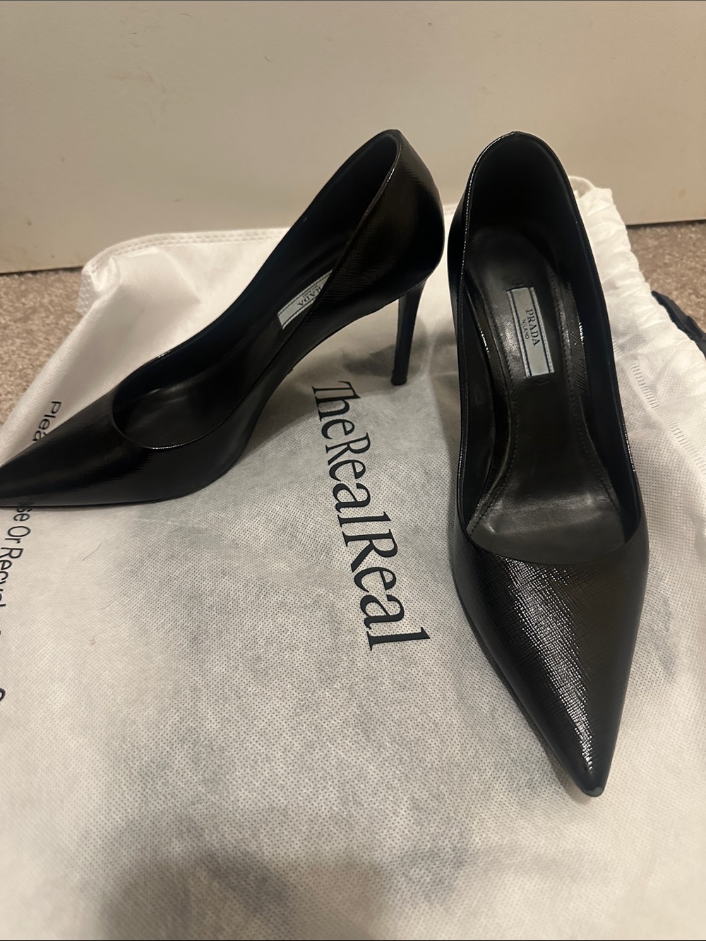 Prada Black Patent Pumps Sz 39